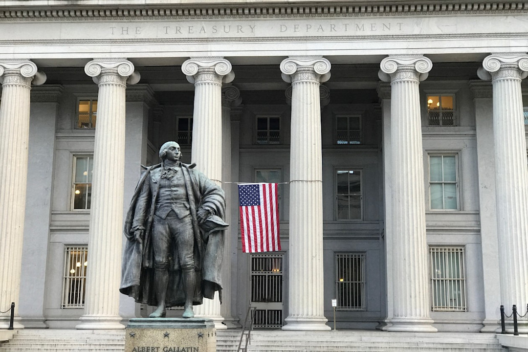 The US Treasury building in Washington DC.jpg