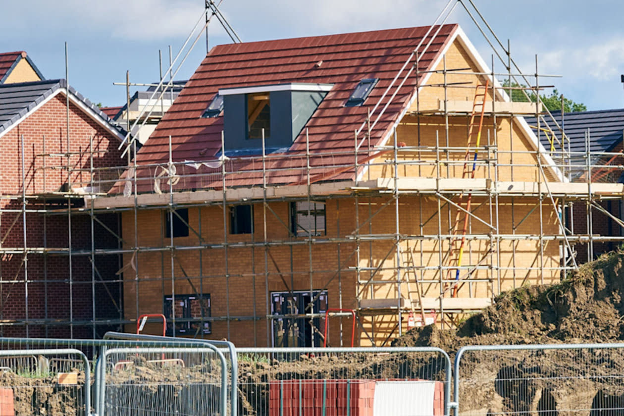 Barratt-completions-slow-and-Redrow-merger-announced