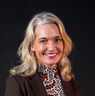 Anna Macdonald