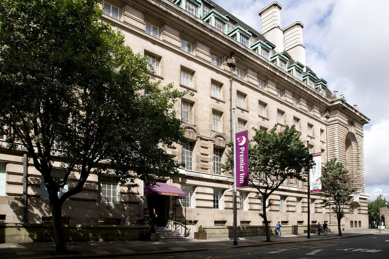 Whitbread: annual profit dips on soft demand for UK hotels